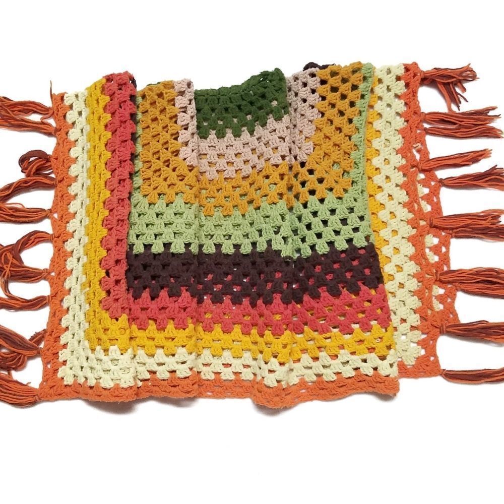 VINTAGE 1970s Handmade Crochet Fall Fringe Granny Square Afghan Throw Blanket